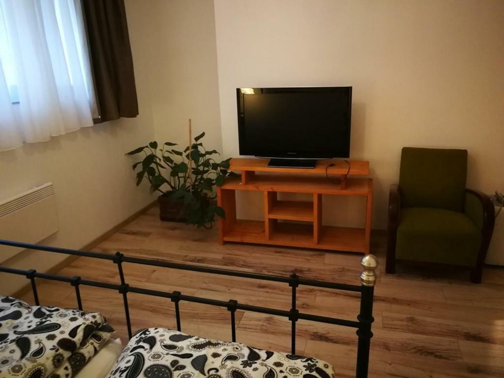 Hangulatos Studio Lakas Budapest Ngoại thất bức ảnh