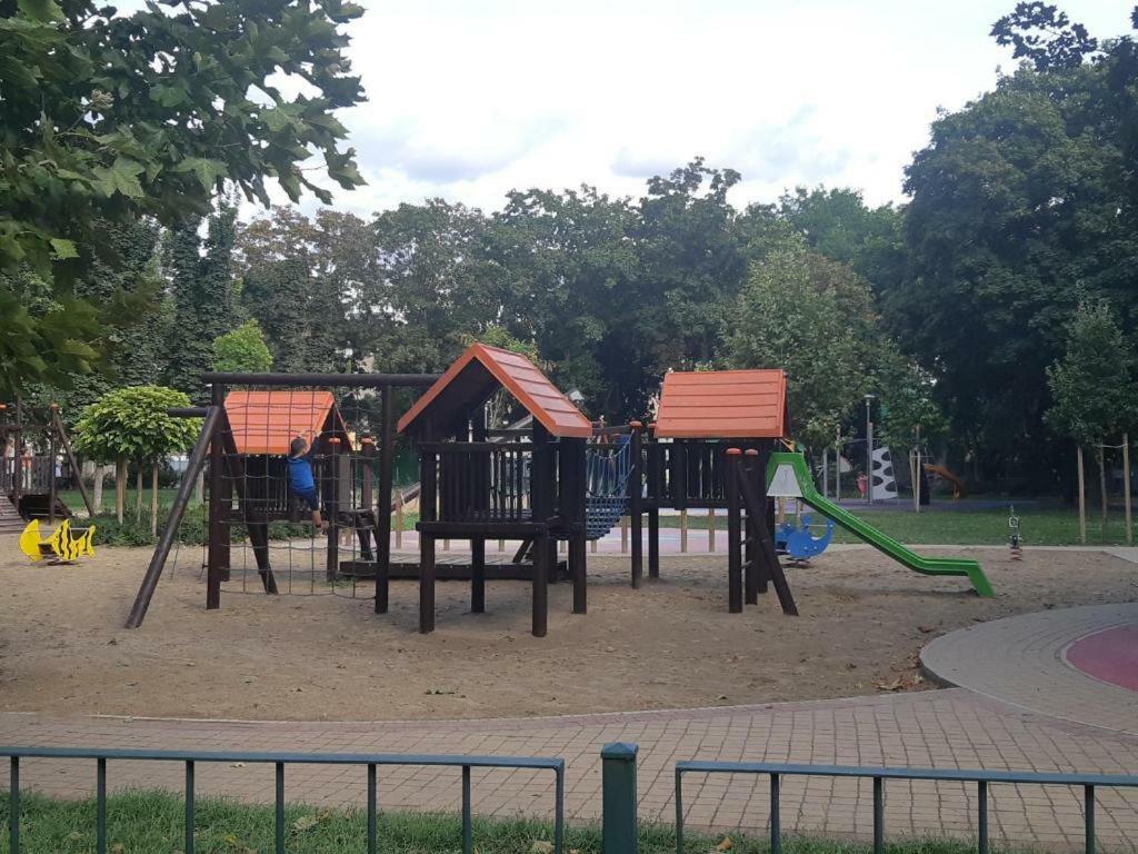 Hangulatos Studio Lakas Budapest Ngoại thất bức ảnh