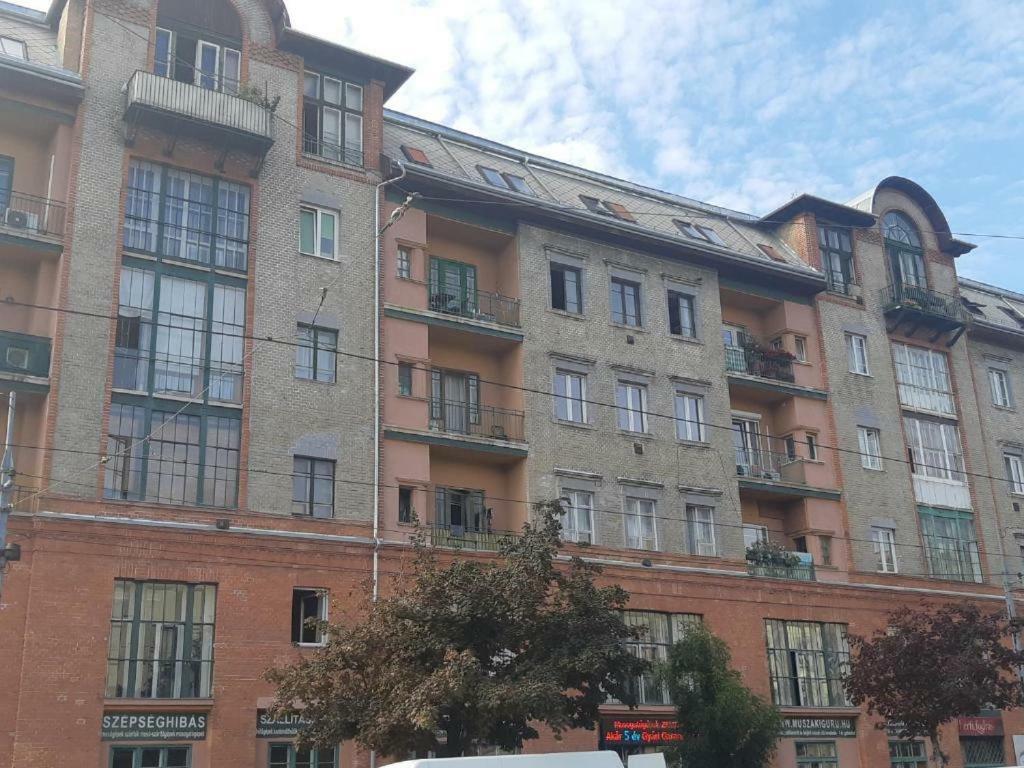 Hangulatos Studio Lakas Budapest Ngoại thất bức ảnh
